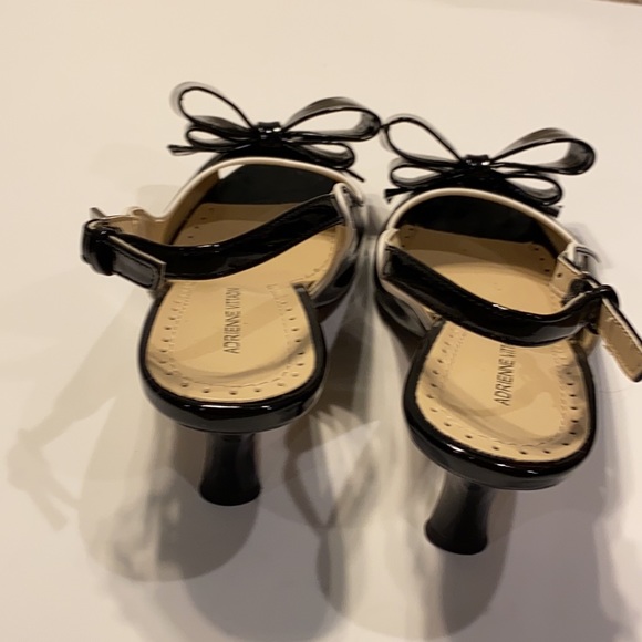Adrienne Vittadini black and white sling back 2” heals - Picture 3 of 4